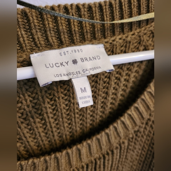 Lucky 🍀 Brand Knit sweater medium olive green arm detail - Picture 3 of 9